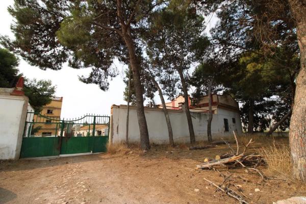 Terreno en calle Major photo 2