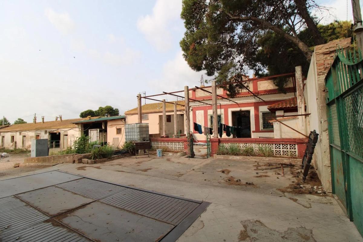 Terreno en venta en Foios, Valencia photo 5