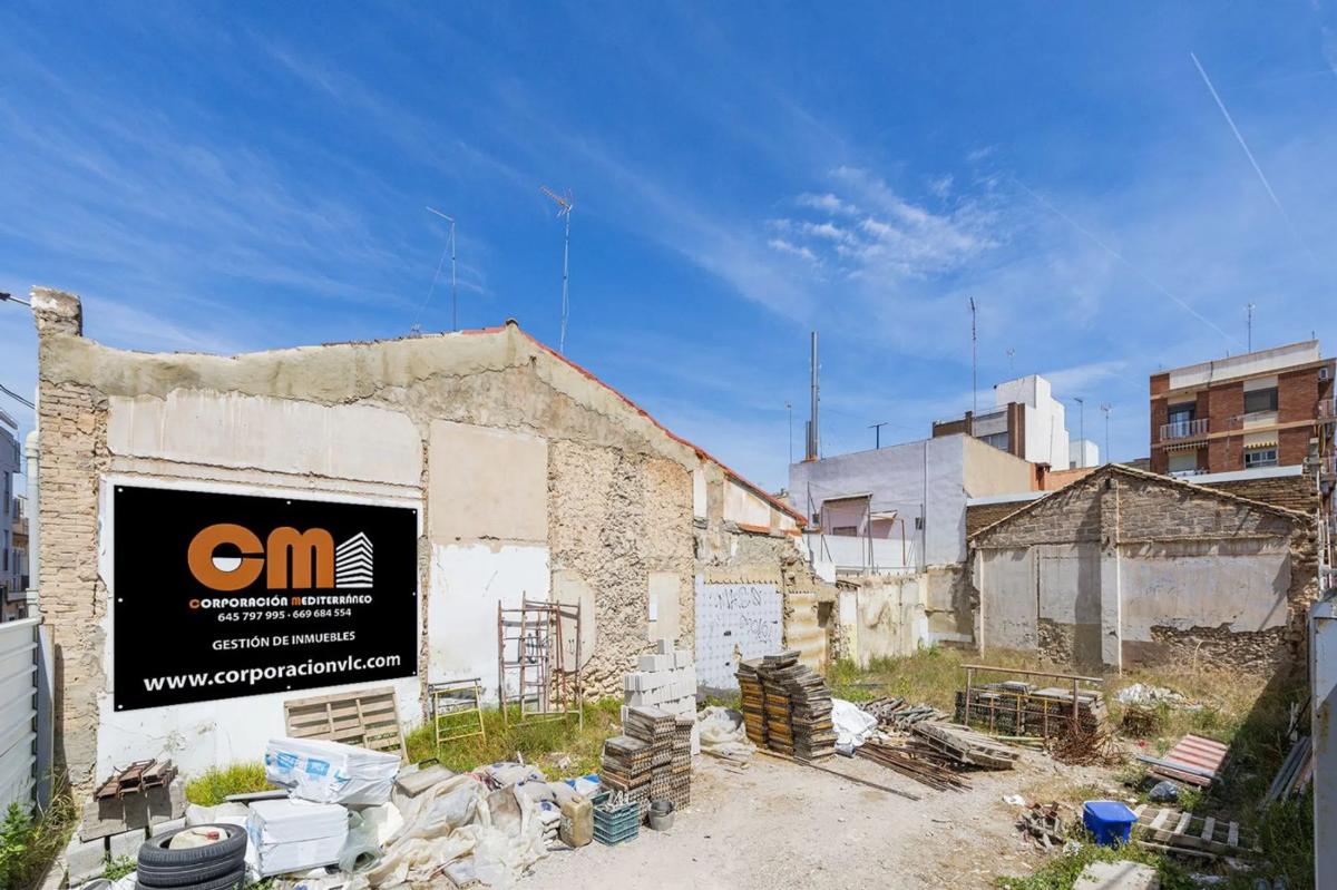 Terreno en venta en Burjassot, Valencia photo 5
