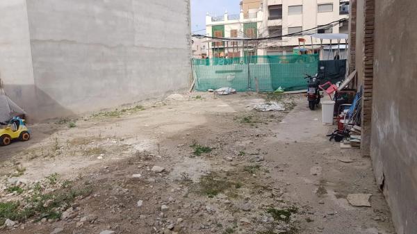 Terreno en plaza España, 15 thumbnail 2