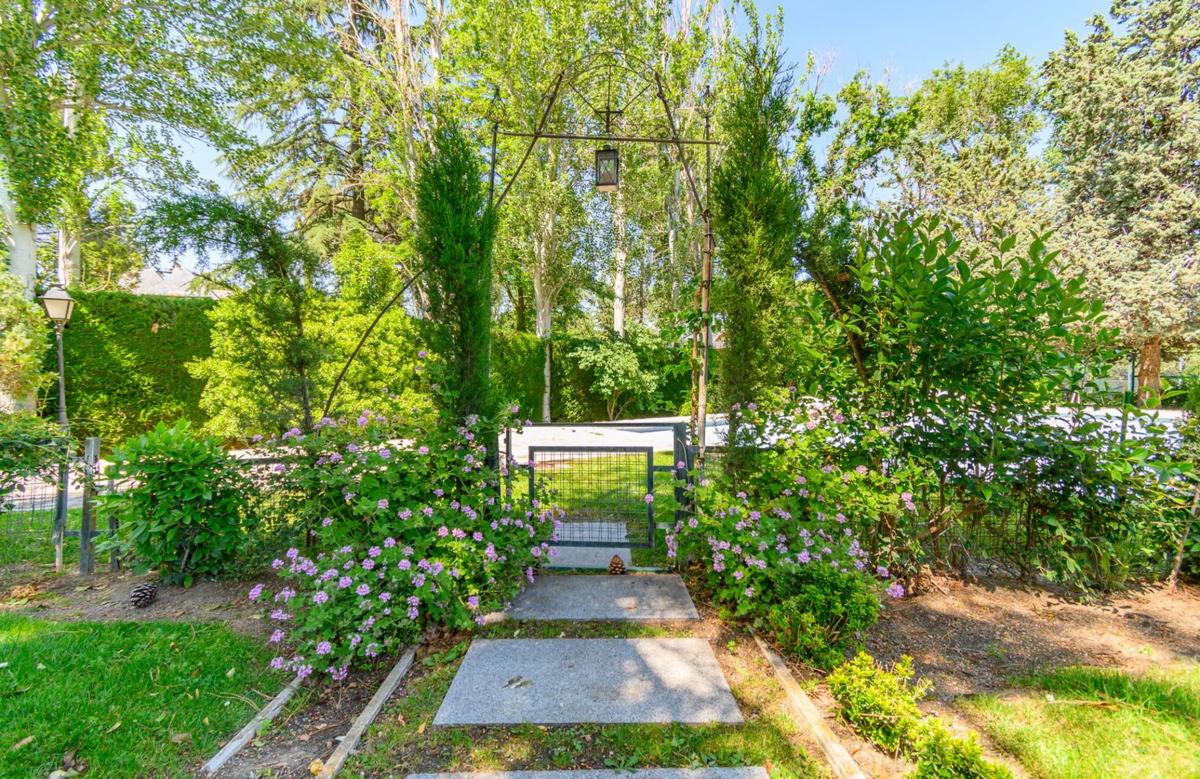 Land for sale in Godella, Valencia photo 3