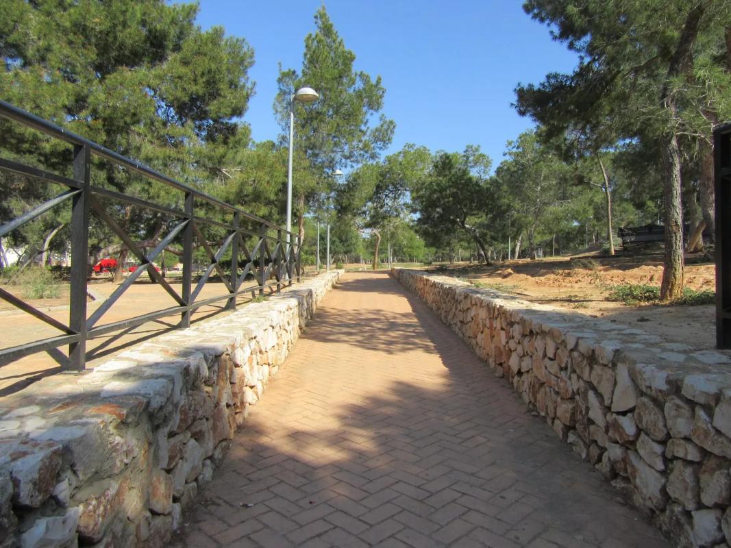 Terreno en venta en Paterna, Valencia photo 3