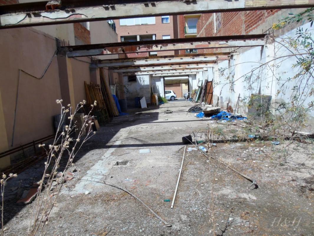 Terreno en venta en Burjassot, Valencia photo 4