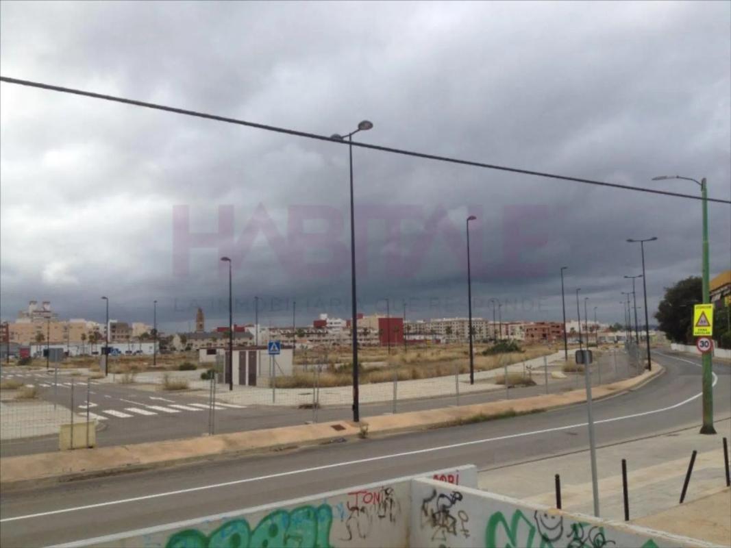 Terreno en venta en Albal, Valencia photo 2