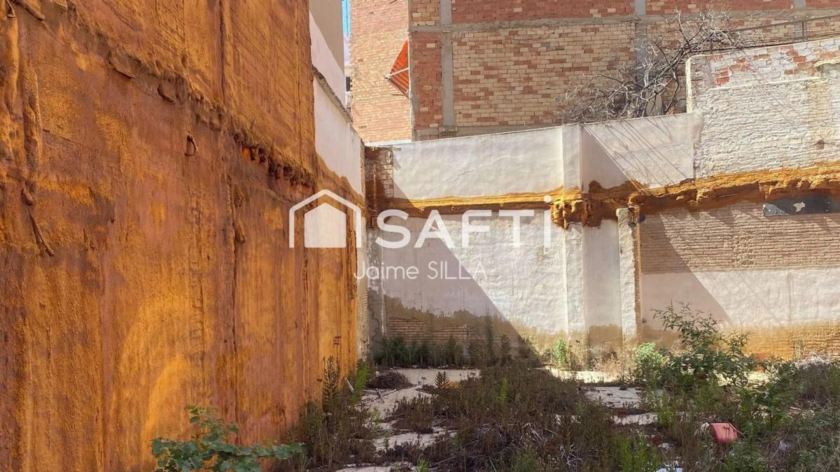 Land for sale in Xirivella, Valencia photo 1