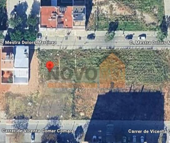 Terreno en calle Dolors Martínez Salvador thumbnail 1