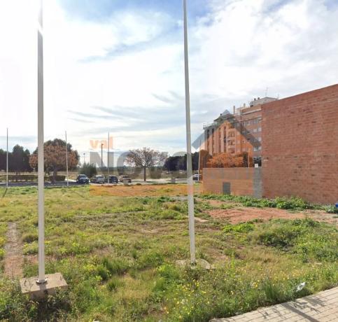 Terreno en calle Dolors Martínez Salvador photo 3