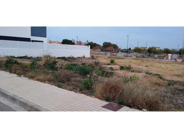 Terreno en calle Adolfo Suárez González, 16 thumbnail 1