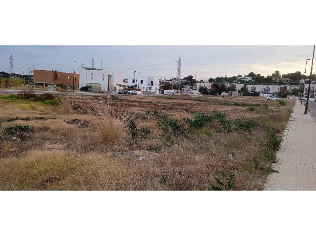 Properties for sale and rent in Spain photo 3