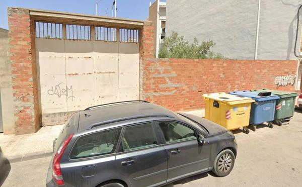 Terreno en calle de Antonio Claverol thumbnail 1
