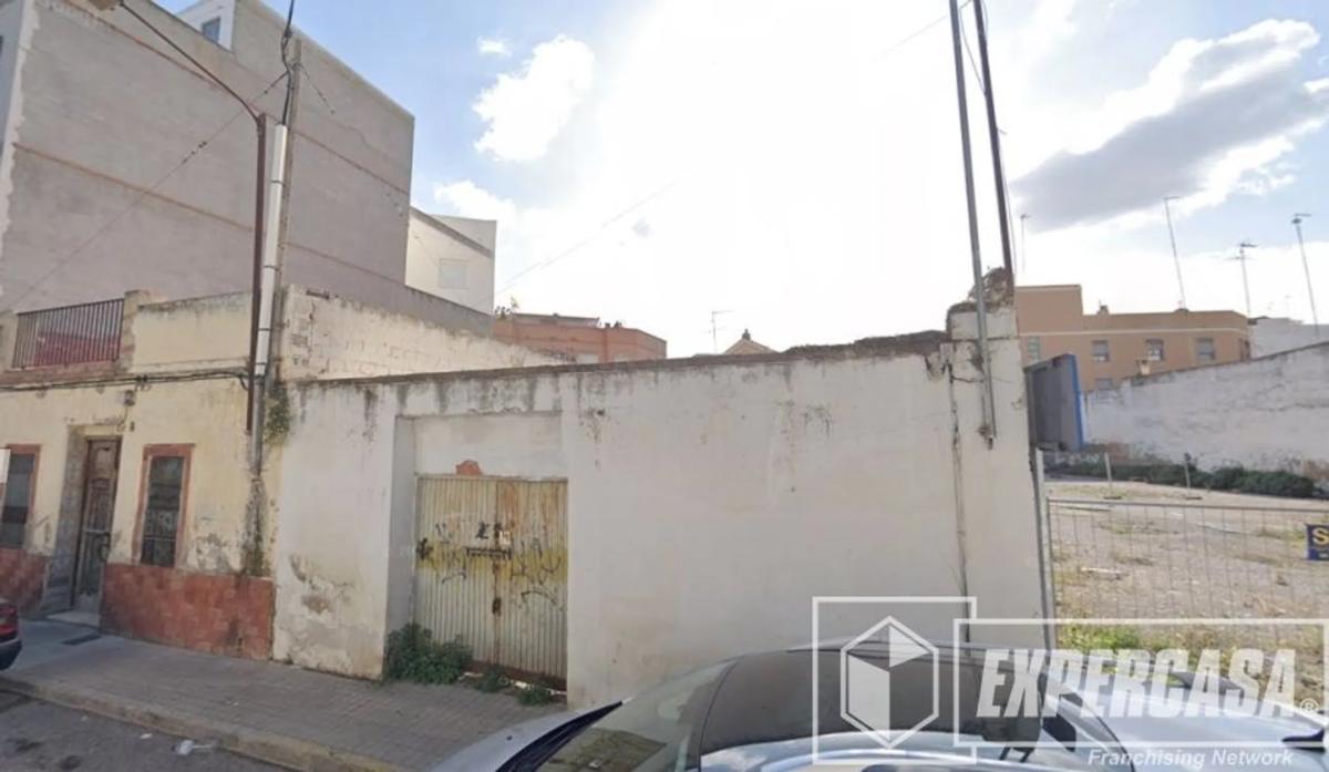 Land for sale in Manises, Valencia photo 2