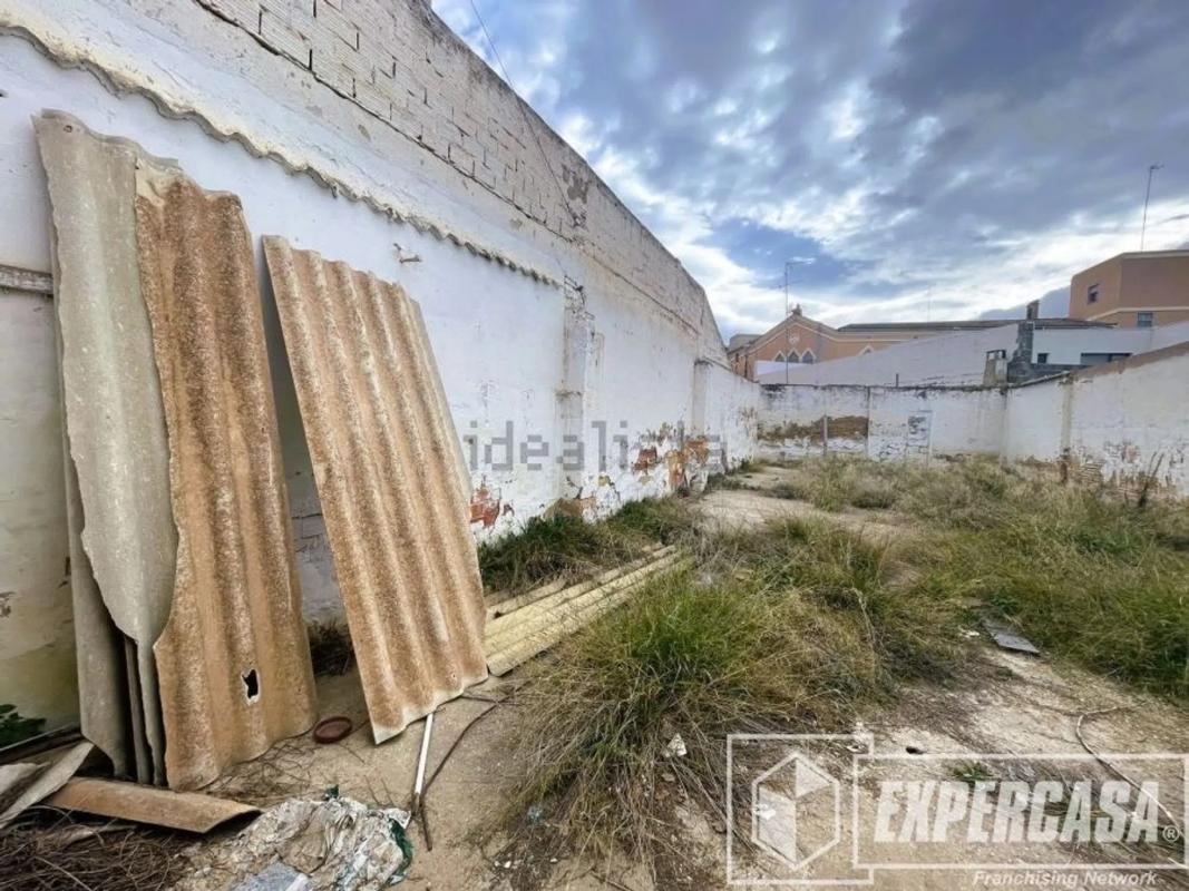 Land for sale in Manises, Valencia photo 3