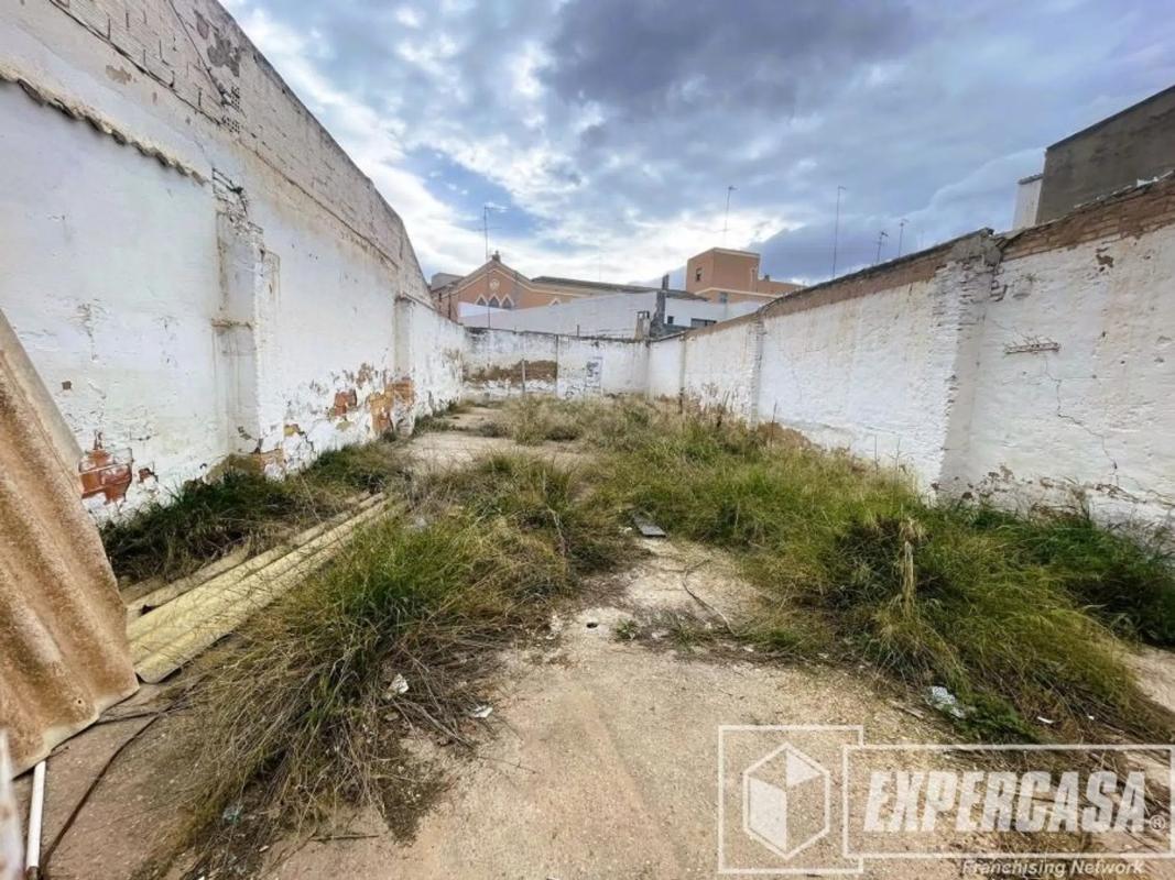 Land for sale in Manises, Valencia photo 4