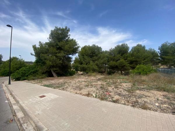 Terreno en Barrio Santa Apolonia thumbnail 2