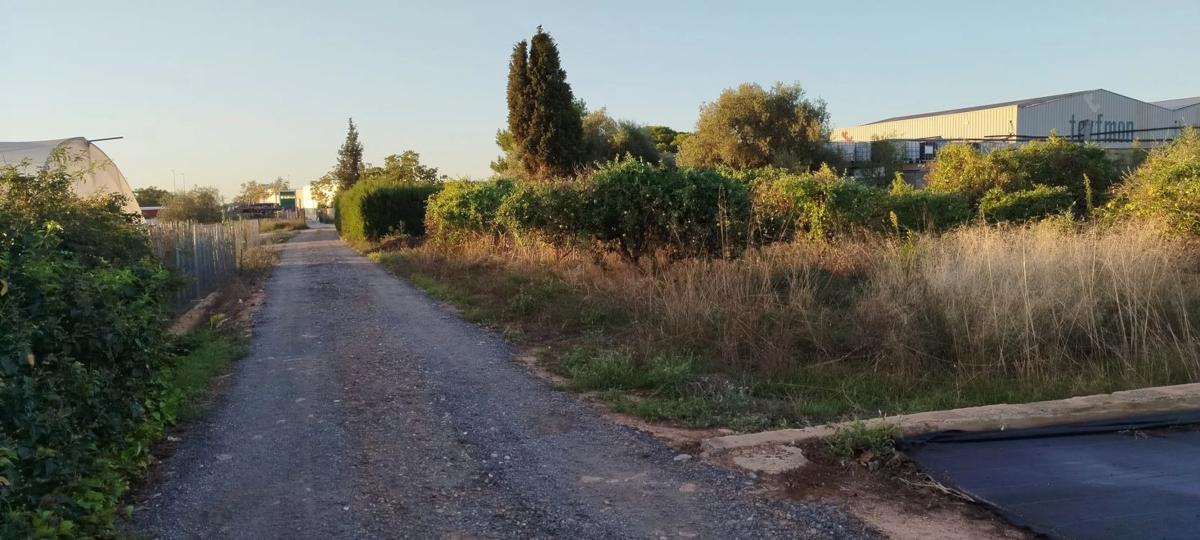 Terreno en venta en Aldaia, Valencia photo 1