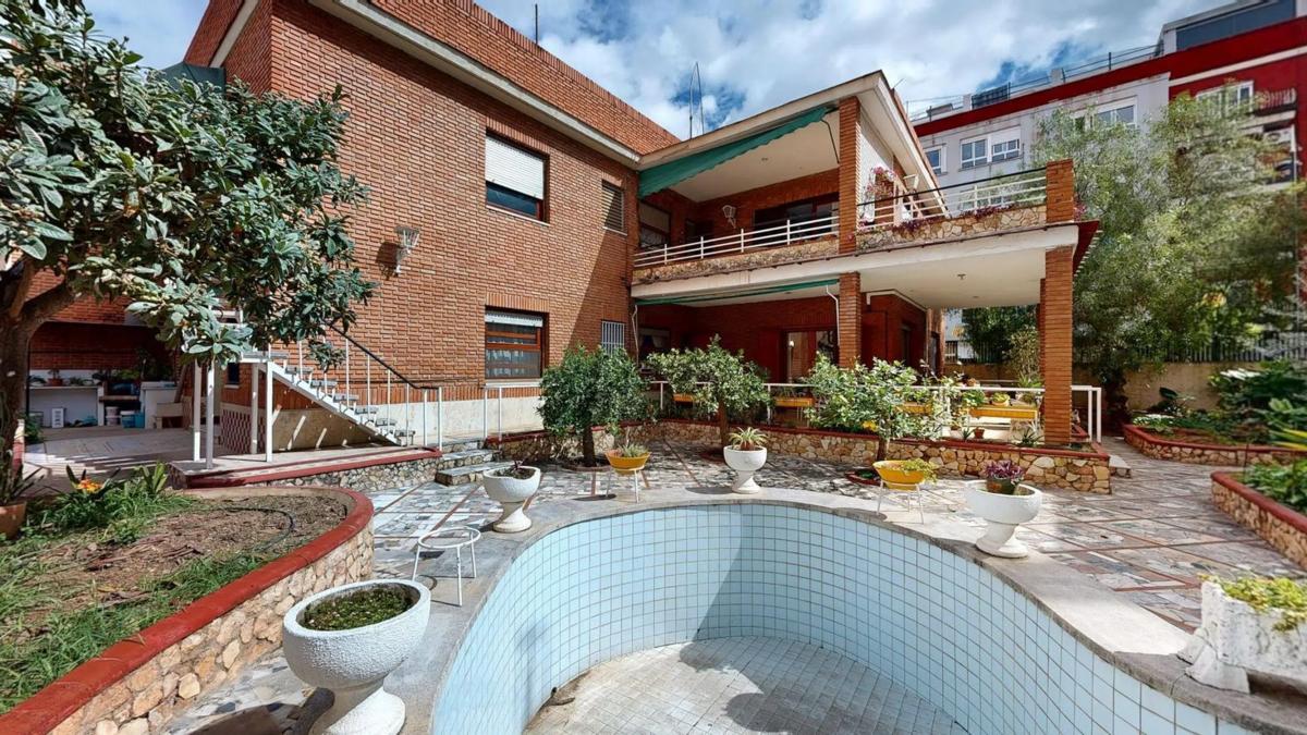 Properties for sale and rent in Spain photo 2