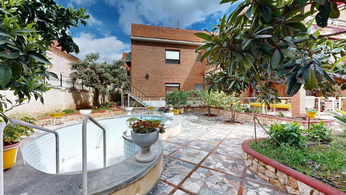 Properties for sale and rent in Spain photo 3