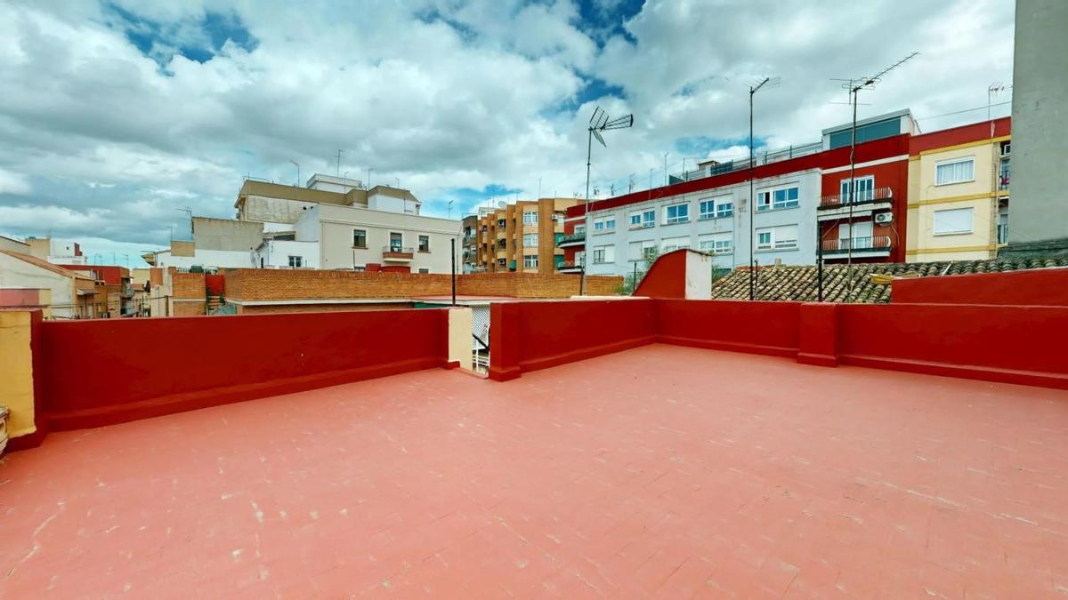 Properties for sale and rent in Spain photo 5