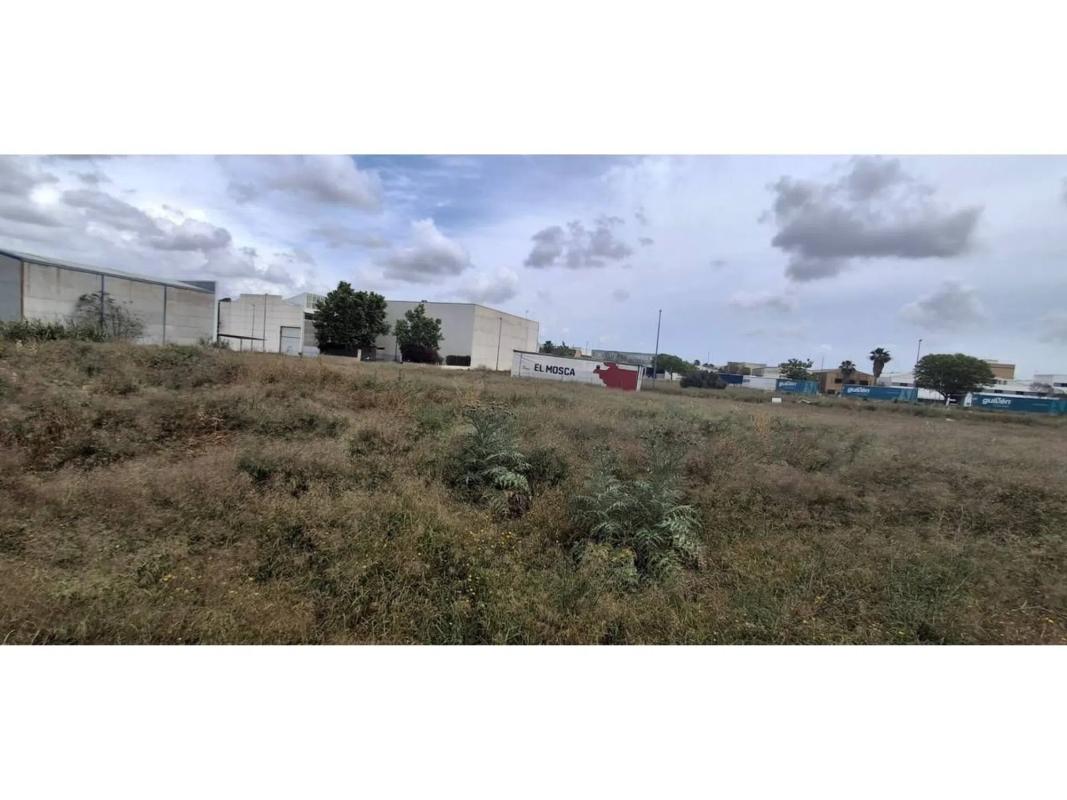 Land for sale in Xirivella, Valencia photo 2