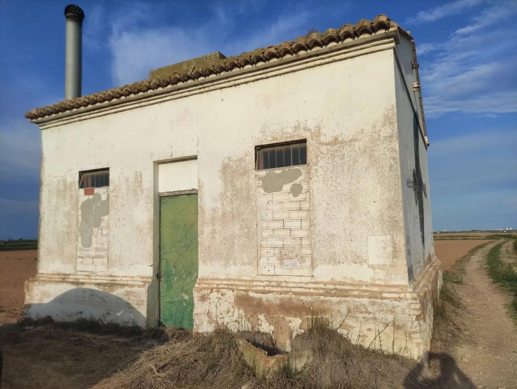Terreno en venta en Silla, Valencia photo 1
