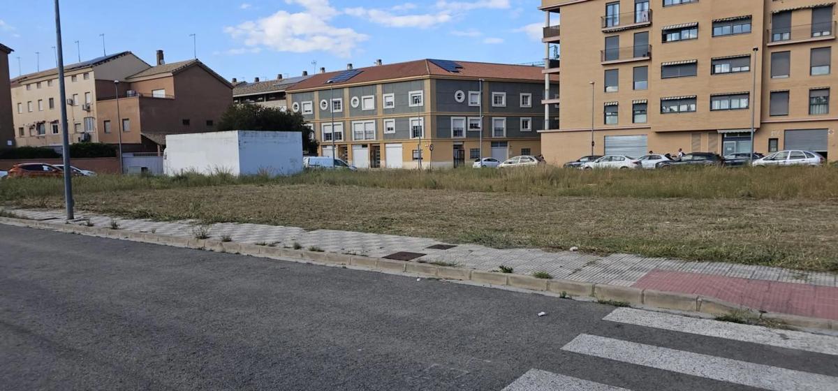Terreno en venta en Alcàsser, Valencia photo 3