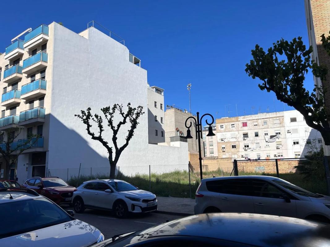 Terreno en venta en Aldaia, Valencia photo 3