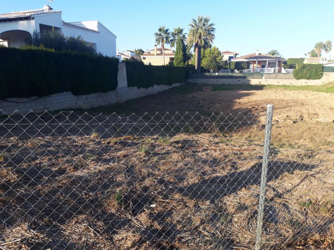 Terreno en venta en Picassent, Valencia photo 1