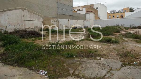 Terreno en calle Carme s/n photo 3