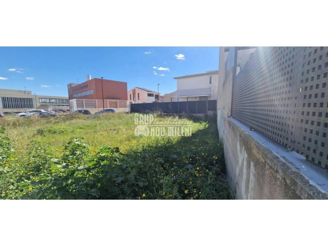 Properties for sale and rent in Spain photo 2