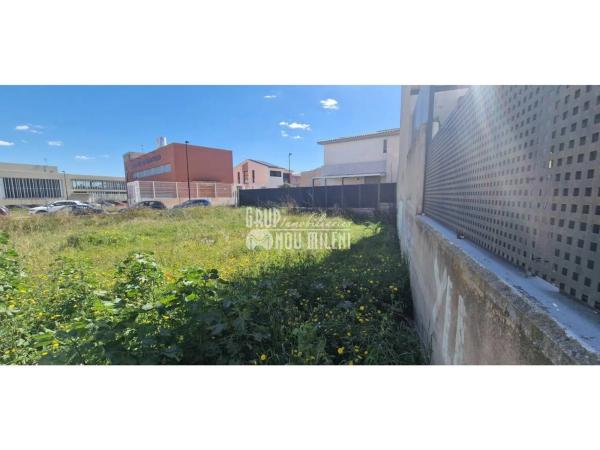 Terreno en calle Don Enrique Andreu Romé, 7 thumbnail 1
