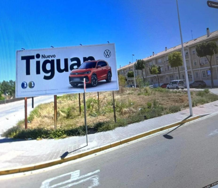 Terreno en venta en Manises, Valencia photo 1