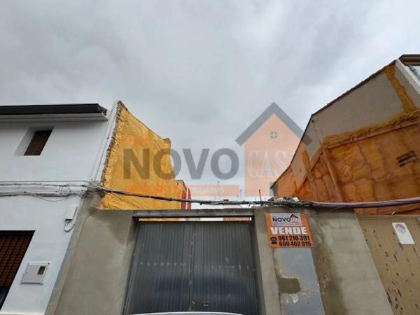 Terreno en calle de Colom photo 2