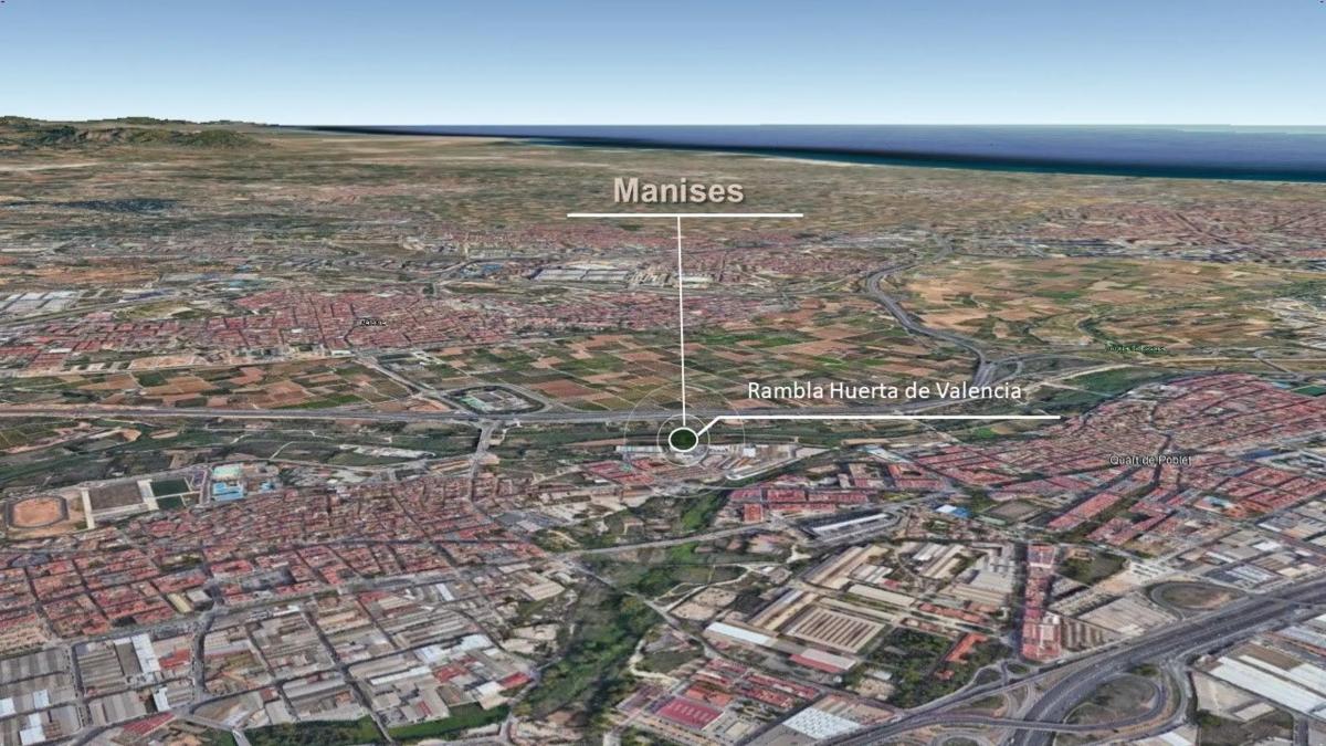 Land for sale in Manises, Valencia photo 3