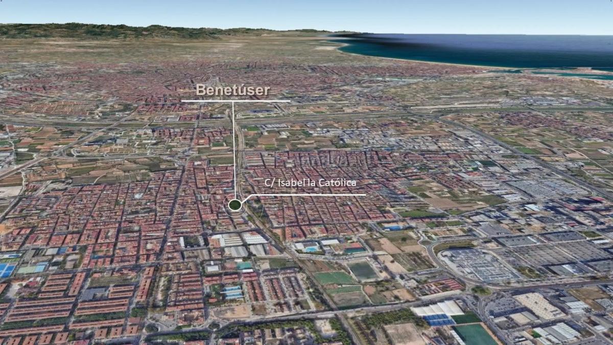 Terreno en venta en Benetusser, Valencia photo 2