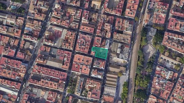 Terreno en calle de Isabel la Católica thumbnail 2