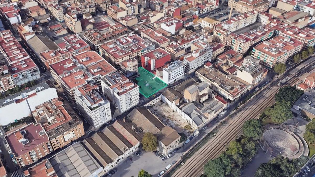 Terreno en venta en Benetusser, Valencia photo 4