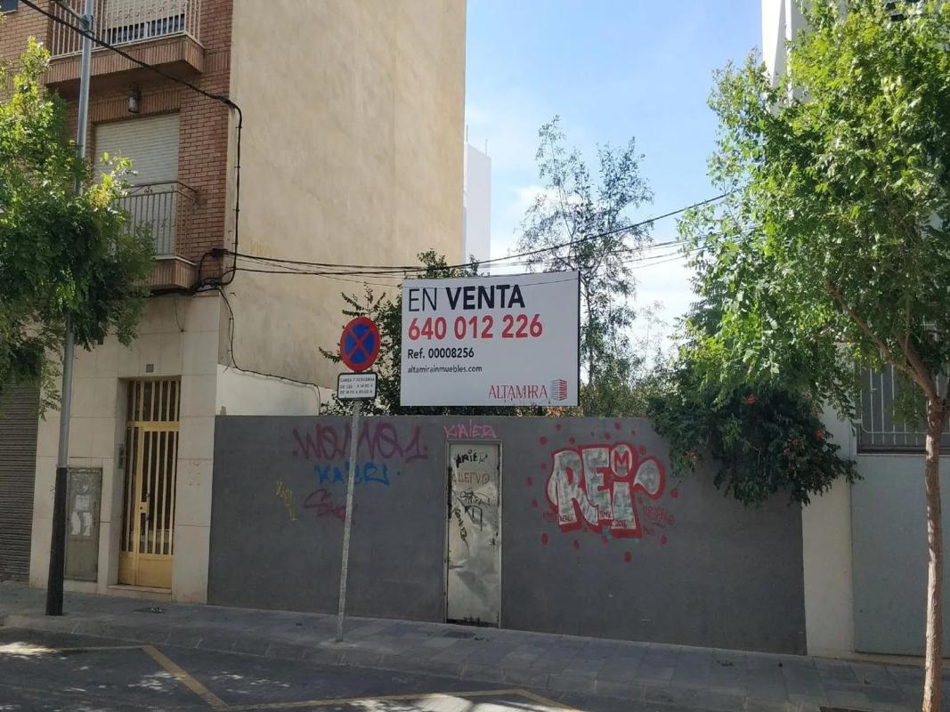 Properties for sale and rent in Spain photo 1