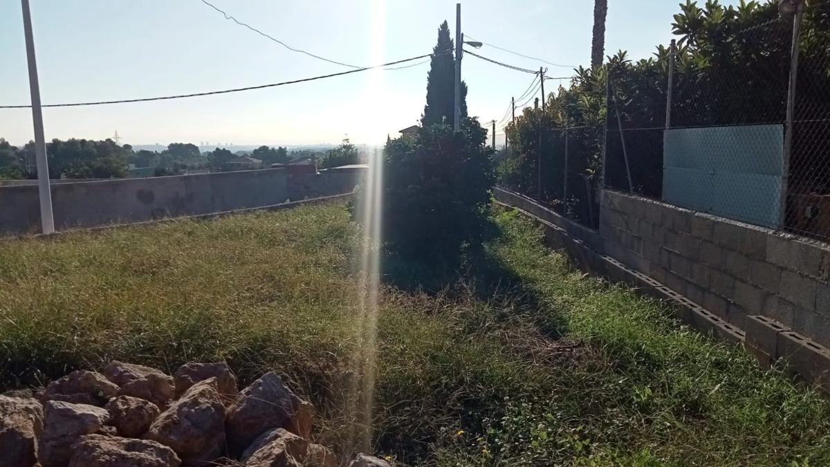 Land for sale in Manises, Valencia photo 3