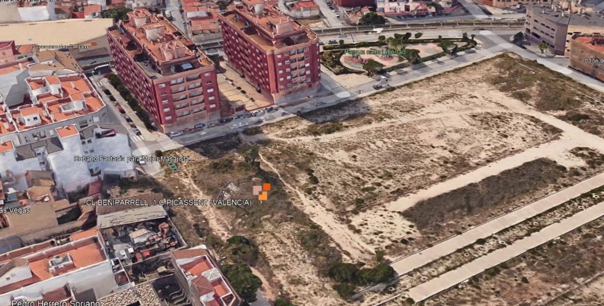 Terreno en venta en Picassent, Valencia photo 1
