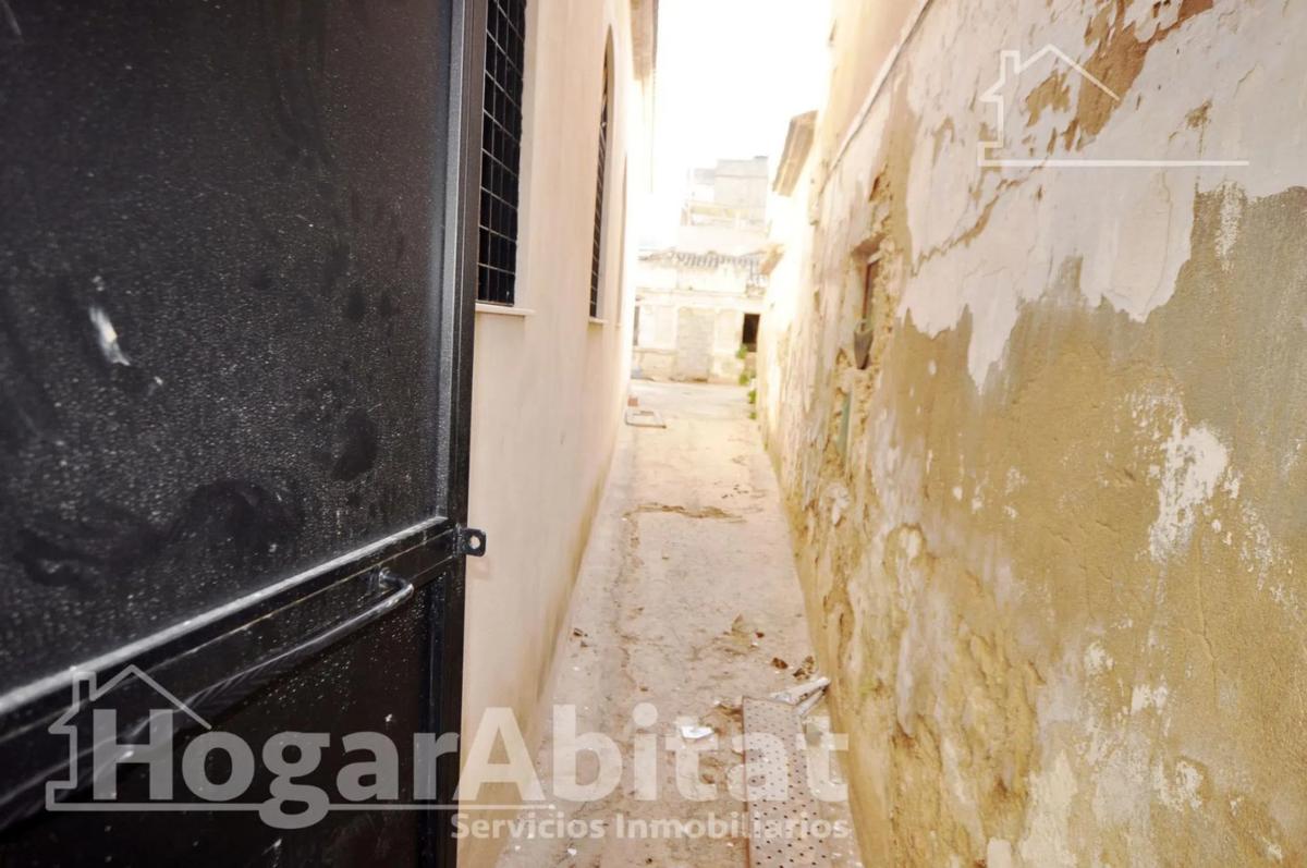 Terreno en venta en Alaquás, Valencia photo 4