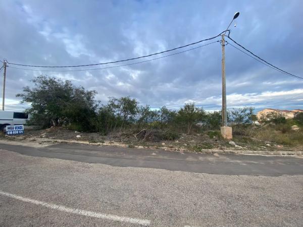 Terreno en calle Àngel Guimerà thumbnail 2