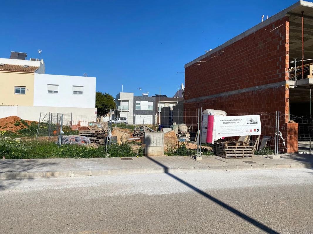 Terreno en venta en Silla, Valencia photo 3