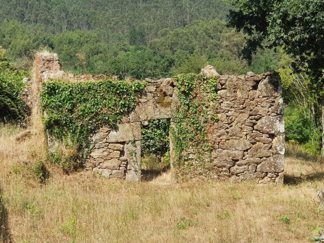 Terreno en venta en A Estrada, Pontevedra photo 1