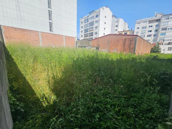 Terreno en plaza de Galicia photo 2