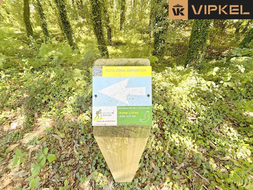 Land for sale in A Estrada, Pontevedra photo 2