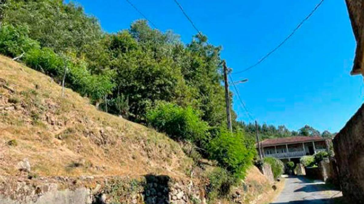 Terreno en venta en A Estrada, Pontevedra photo 1