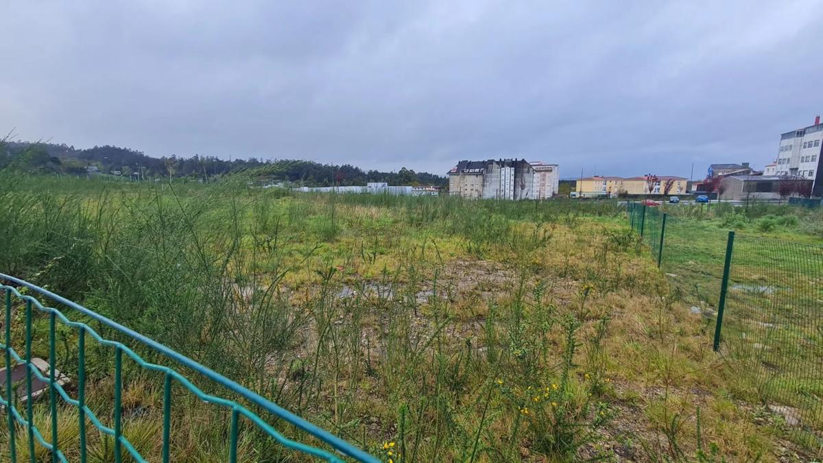 Terreno en venta en A Estrada, Pontevedra photo 2