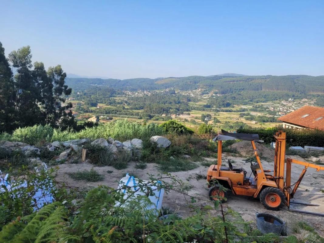 Land for sale in Tomiño, Pontevedra photo 5