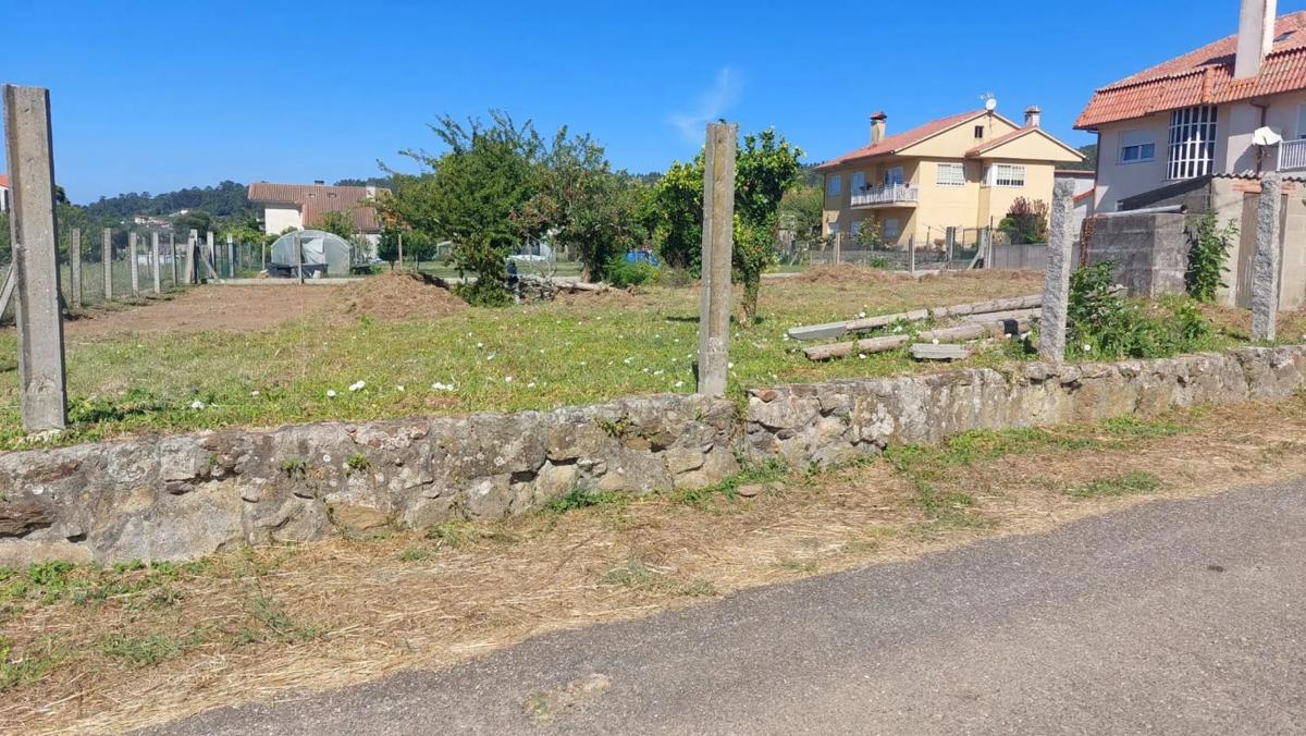 Działka na sprzedaż w O Rosal, Pontevedra photo 3