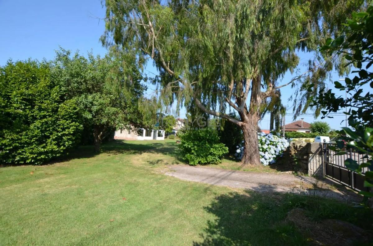 Terreno en venta en Tomiño, Pontevedra photo 3
